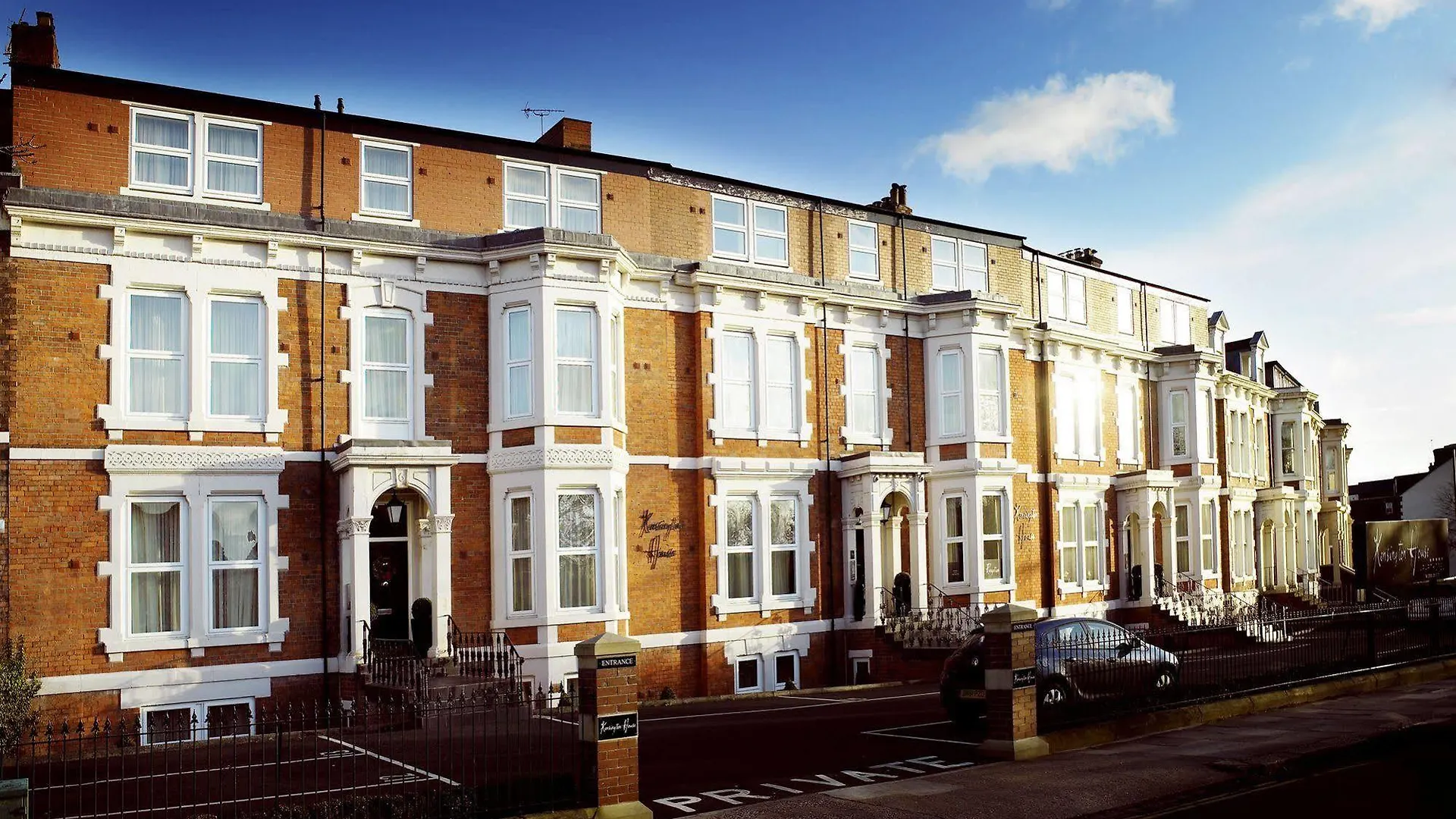****  Kensington House Aparthotel Newcastle upon Tyne Birleşik Krallık