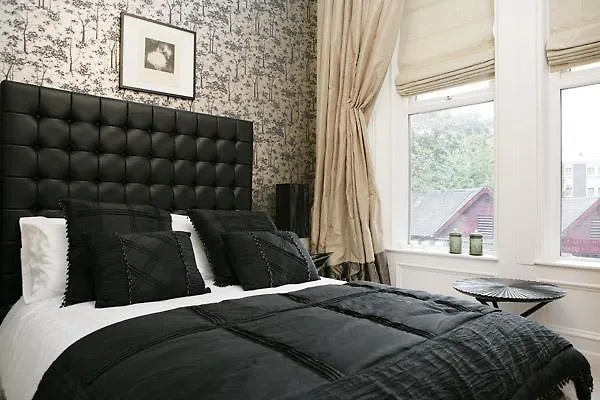 Kensington House Aparthotel Newcastle upon Tyne 4*,